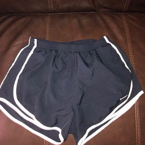 Women’s Nike athletic shorts size M